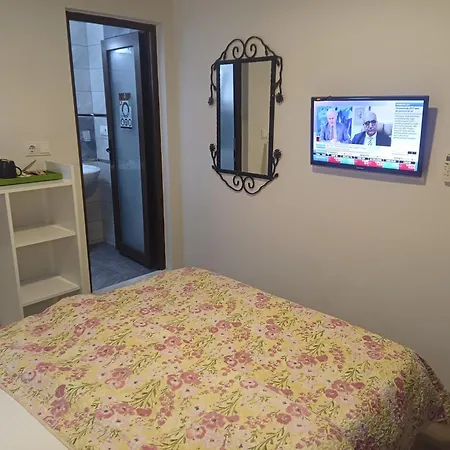 Ena Serenity Boutique Ephesus בית אירוח